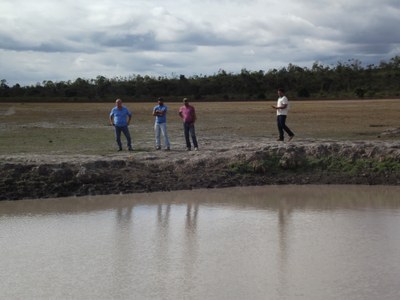Encontro no Distrito de Lagoa Grande para tratar de assunto referente ao desassoreamento da Lagoa (17-07-201 (18).JPG