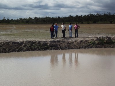 Encontro no Distrito de Lagoa Grande para tratar de assunto referente ao desassoreamento da Lagoa (17-07-201 (20).JPG