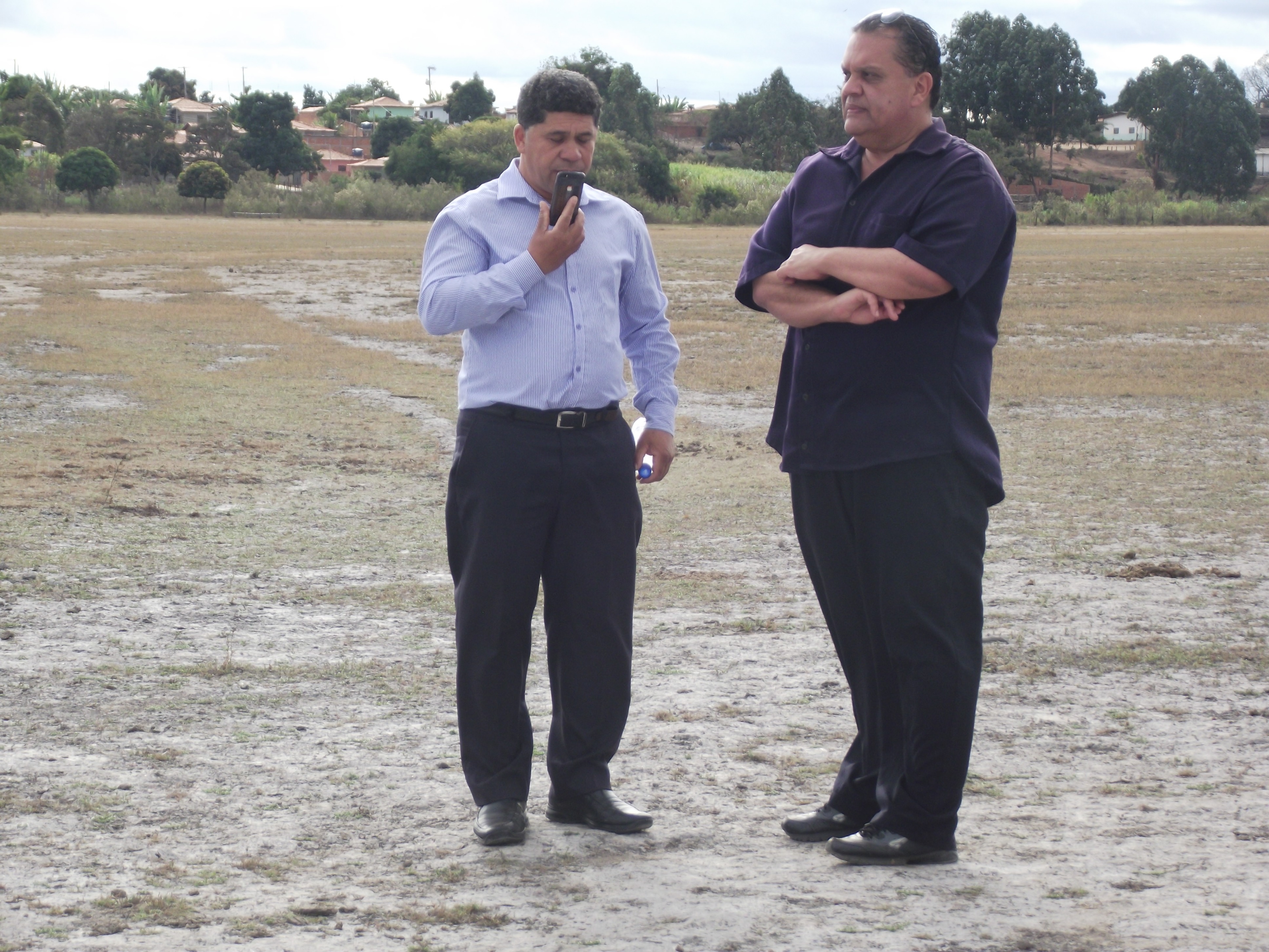 Encontro no Distrito de Lagoa Grande para tratar de assunto referente ao desassoreamento da Lagoa (17-07-201 (47).JPG