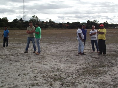 Encontro no Distrito de Lagoa Grande para tratar de assunto referente ao desassoreamento da Lagoa (17-07-201 (53).JPG