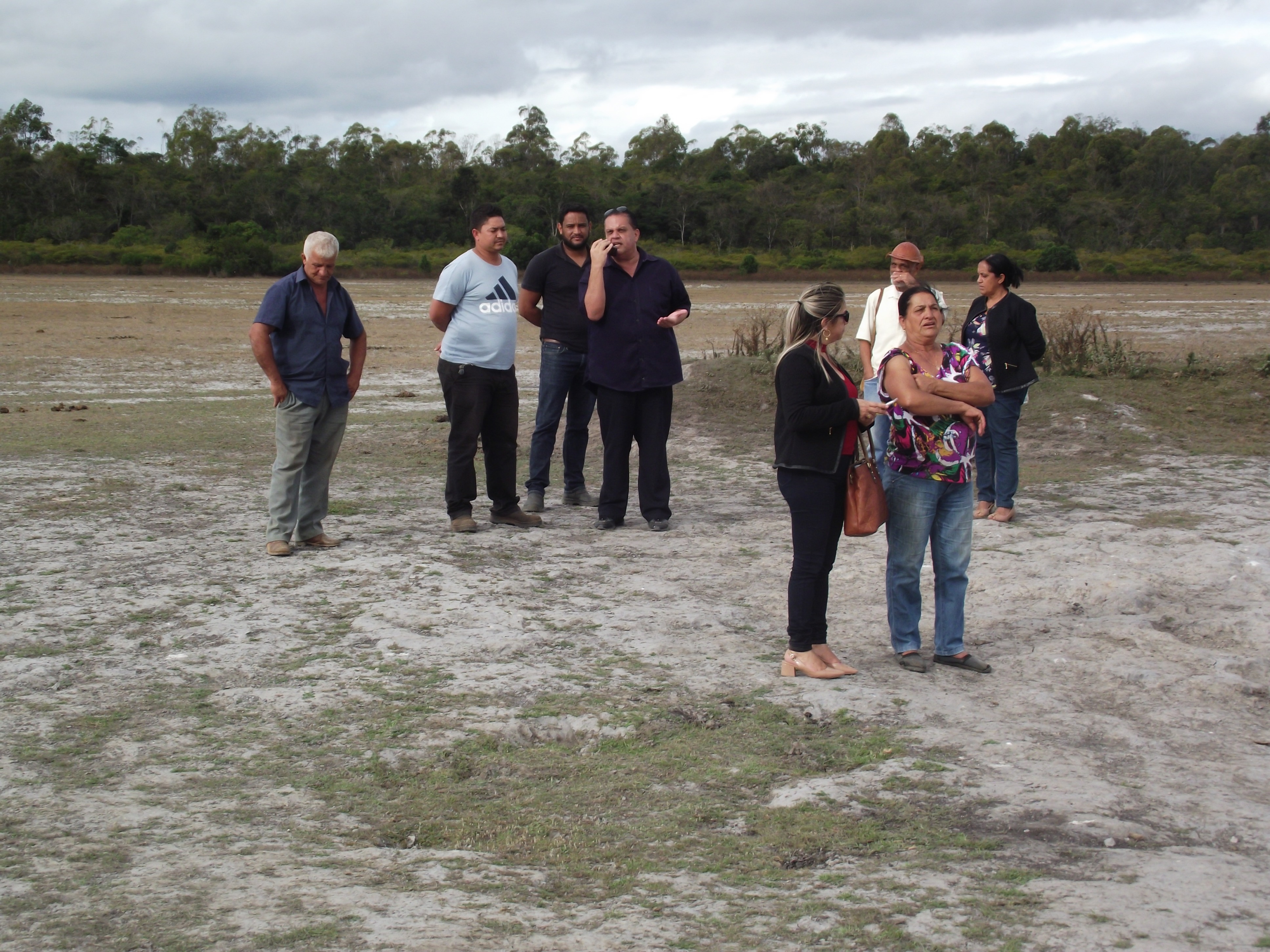 Encontro no Distrito de Lagoa Grande para tratar de assunto referente ao desassoreamento da Lagoa (17-07-201 (56).JPG