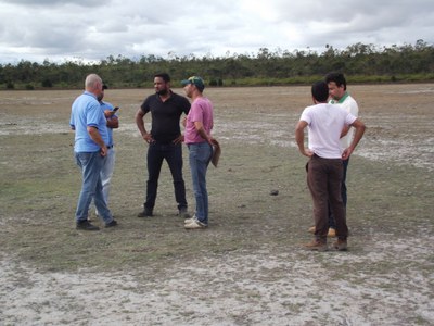 Encontro no Distrito de Lagoa Grande para tratar de assunto referente ao desassoreamento da Lagoa (17-07-201 (61).JPG