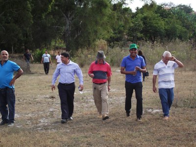 Encontro no Distrito de Lagoa Grande para tratar de assunto referente ao desassoreamento da Lagoa (17-07-2018) (1).JPG